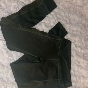 Women’s fabletics leggings army green